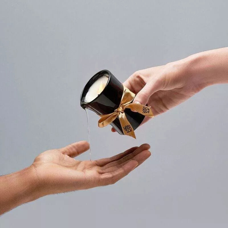 YesForLov masažo aliejus - žvakė Žavinga